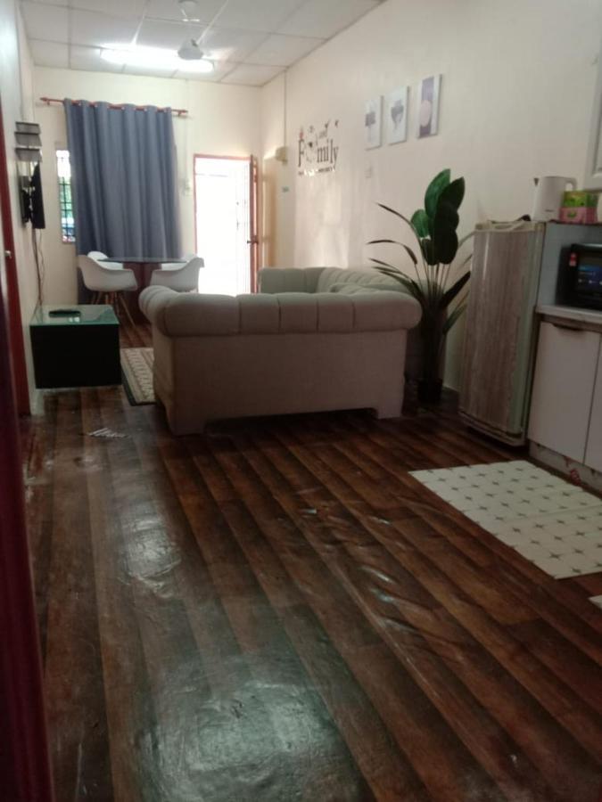 Homestay Tok Abah Сери-Искандар Экстерьер фото